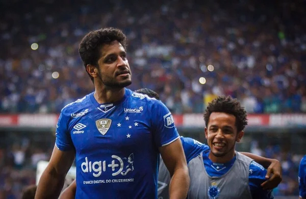 Léo minimiza vantagem cruzeirense sobre Atlético-MG: “Nada resolvido”