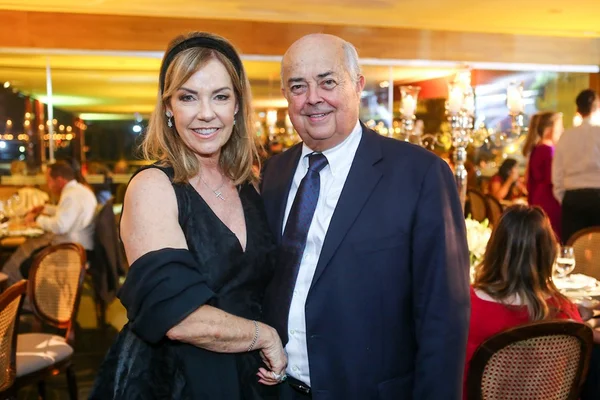 Theresa e Nelson Neves