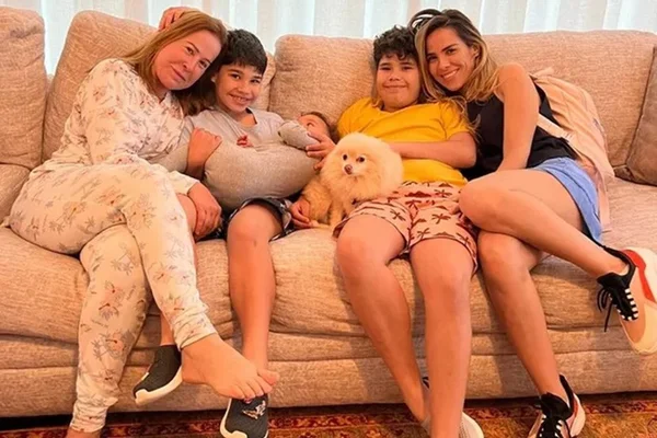 Após três anos longe da mãe, Wanessa reencontra Zilu: “Muita emoção”