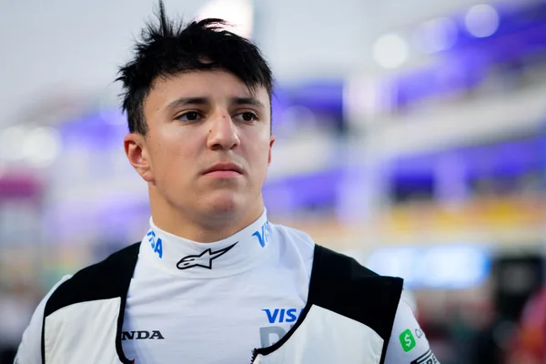 F1: Red Bull anuncia Hadjar como companheiro de Verstappen em 2026