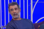 Marcos Pasquim diz que beijo lésbico deixou clima de novela esquisito