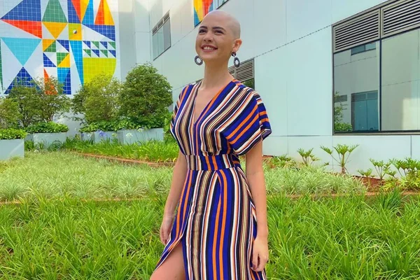 Danielle Andrade faz tratamento contra câncer raro