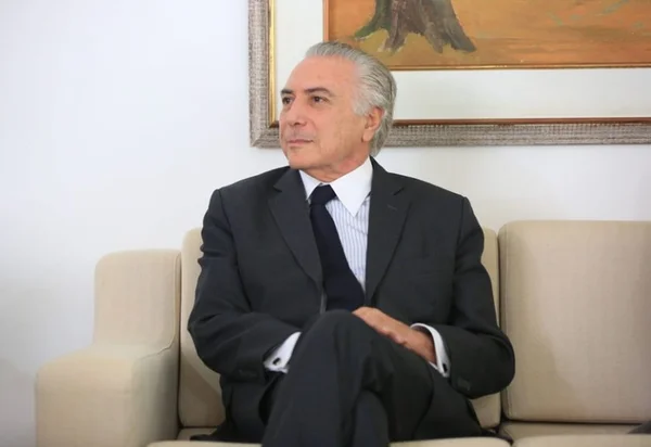 Temer recebe em apenas um dia 40 parlamentares