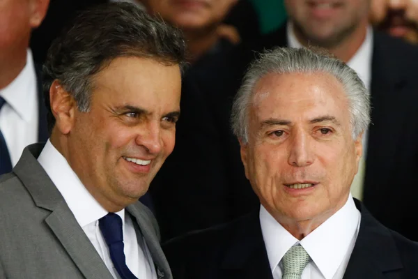 Aécio quer emplacar aliados estratégicos no Senado e no governo