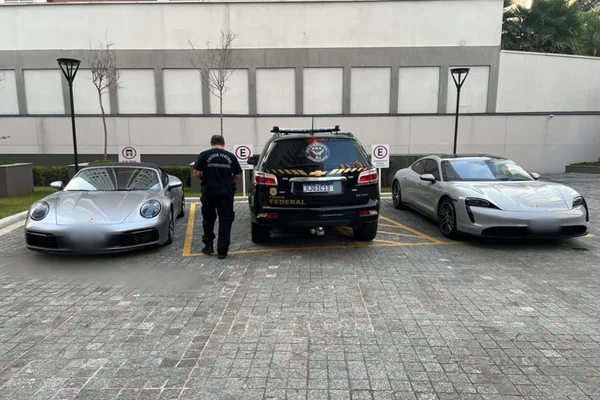 Grupos que movimentaram R$ 2 bi com tráfico internacional são alvo de ação da PF. Vídeo