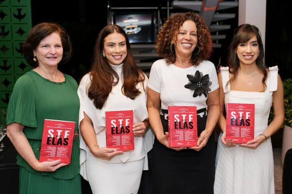 Evento de lançamento do livro STF por Elas reúne juristas no Lago Sul