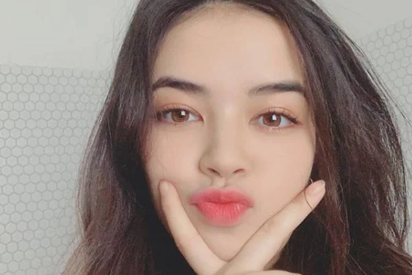 Larissa Ayumi