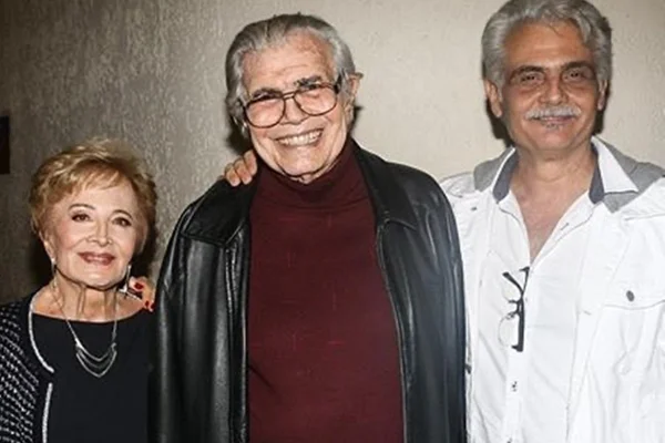 Tarcísio Filho recorda a dor de contar para a mãe, Glória Menezes, sobre a morte do pai, Tarcísio Meira - Metrópoles
