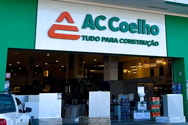 Funcionário pagará R$ 575 mil à loja por 13 “estelionatos contínuos”