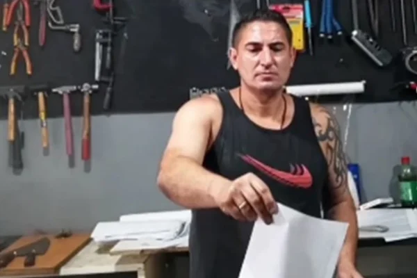 Policial disfarçava propina por regalias na Papuda com venda de facas