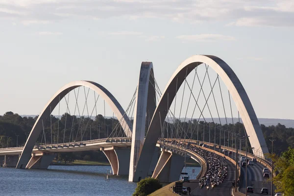 Ponte JK será parcialmente interditada a partir de segunda-feira