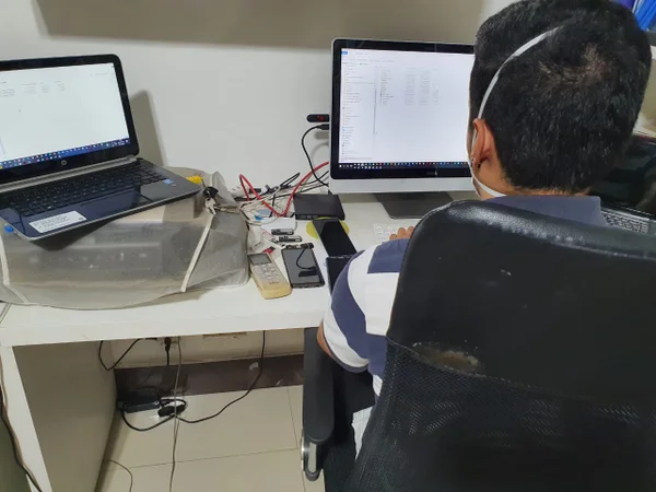 homem no PC