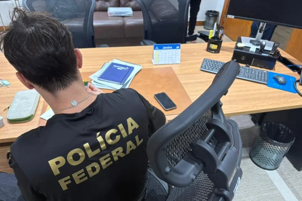 Caso Master: PF faz operação contra diretores do Rioprevidência e investiga irregularidades