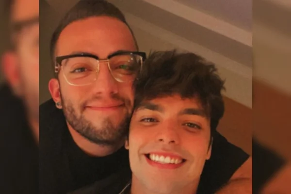 Lucas Rangel e namorado