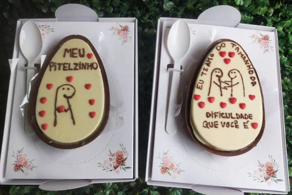 foto de dois bentos ovos