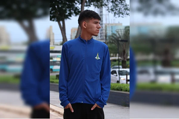DF: alunos da rede pública de ensino recebem novos uniformes neste mês