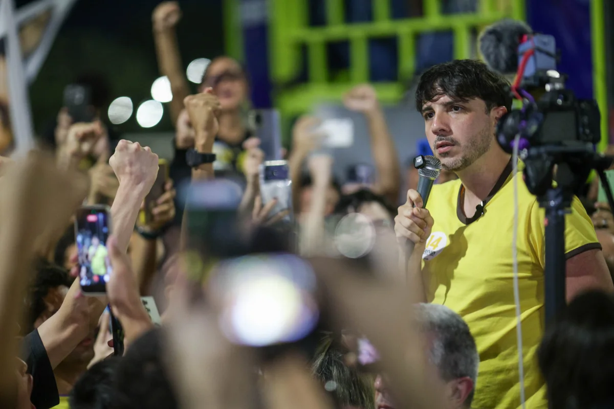 Renan Santos critica uso de Nossa Senhora Aparecida em discursos políticos - imagem 10 Renan Santos critica uso de Nossa Senhora Aparecida em discursos políticos - imagem 10