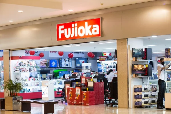 Fujioka anuncia instalação grátis para produtos de informática