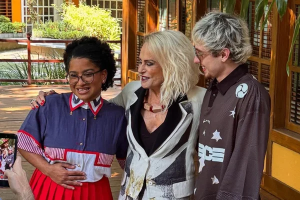 Milena, Ana Maria Braga e Juliano Floss