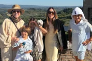 Patrícia Abravanel, a mãe o os filhos viajam para a ItáliaPatrícia Abravanel, a mãe o os filhos viajam para a Itália