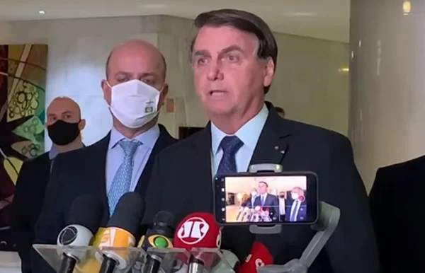 Bolsonaro diz que vetará trechos de PL de socorro ao setor de eventos