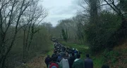 Artista plástico, ativista e autor de documentários, o chinês Ai Weiwei visitou 23 países ao longo de um ano para entender os dramas humanos por trás da crise de refugiados. O resultado pode ser visto em <b>"Human Flow: Não Existe Lar se Não Há Para Onde Ir"</b>, longa que abriu a Mostra Internacional de Cinema em São Paulo e também passou no Festival de Veneza. <a href="https://www.youtube.com/watch?v=_jO9DqVztLQ" target="_blank">Veja trailer</a> Artista plástico, ativista e autor de documentários, o chinês Ai Weiwei visitou 23 países ao longo de um ano para entender os dramas humanos por trás da crise de refugiados. O resultado pode ser visto em <b>"Human Flow: Não Existe Lar se Não Há Para Onde Ir"</b>, longa que abriu a Mostra Internacional de Cinema em São Paulo e também passou no Festival de Veneza. <a href="https://www.youtube.com/watch?v=_jO9DqVztLQ" target="_blank">Veja trailer</a>