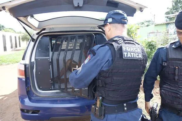 Mulher nega sexo, é espancada e ameaçada de morte pelo marido