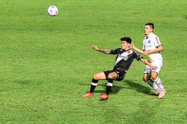 Vasco segue na Copa do Brasil