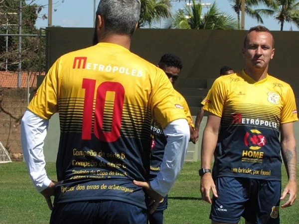 Brasiliense encara a equipe do Real Brasília pela semifinal do Candangão