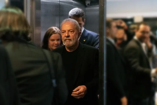 Moro mandou PF interrogar Lula após post de deputado bolsonarista