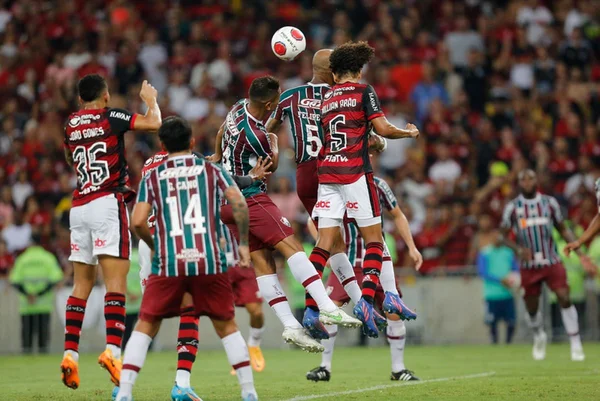 Copa do Brasil: SBT tenta “atravessar” acordo da Globo com a CBF