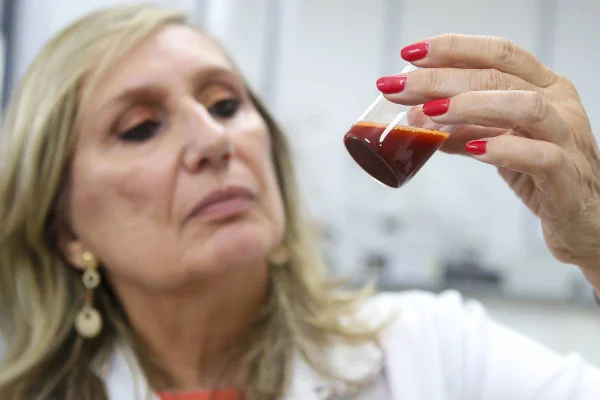 Mary Ann Foglio, pesquisadora da Unicamp que desenvolveu gel cicatrizante - Metrópoles