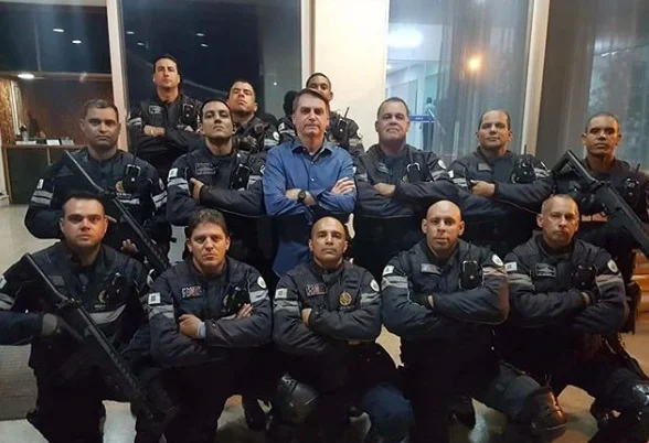 Bolsonaro publicará decreto que dá autonomia organizacional à PMDF