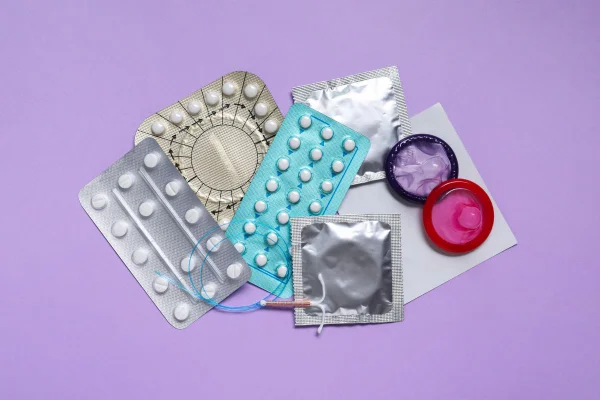 OMS alerta para diminuição do uso de preservativos por jovens no mundo