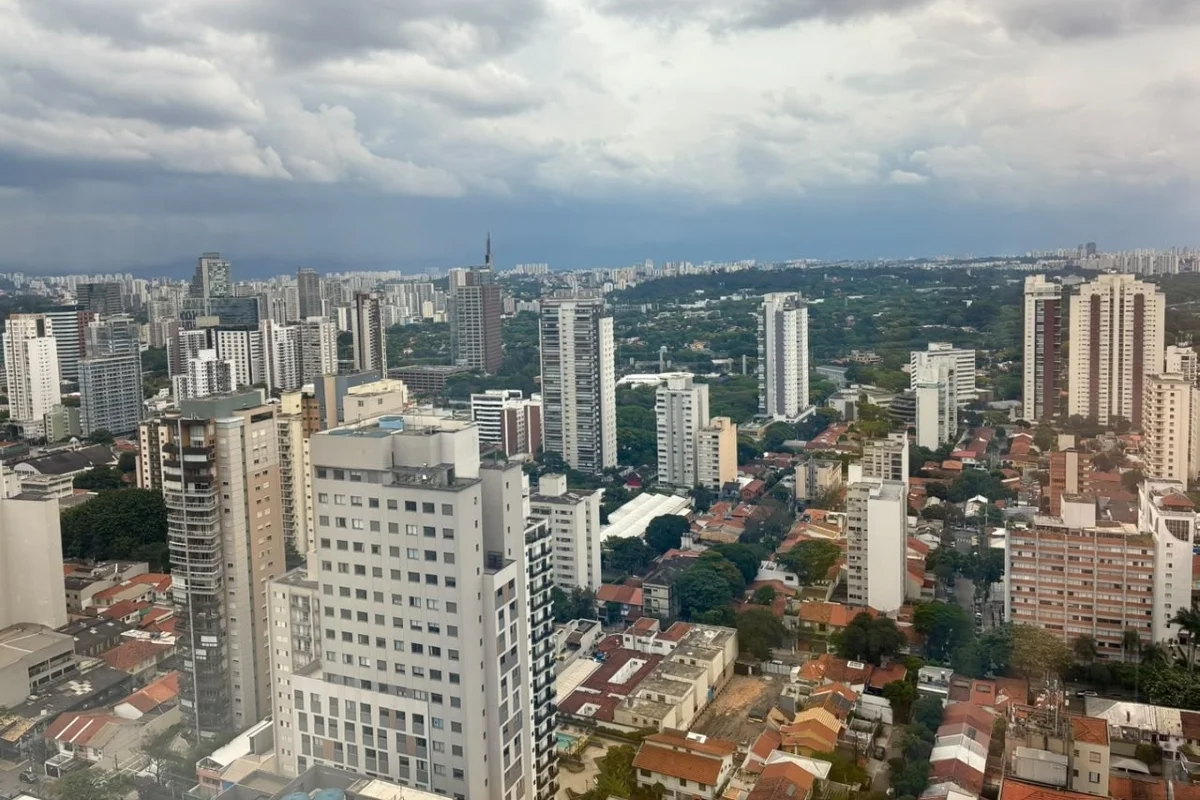 Nuvens se formam no céu de SP Nuvens se formam no céu de SP