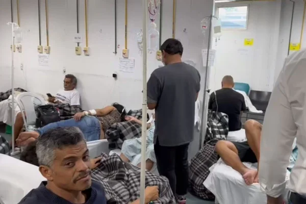 dengue gera superlotação em UPA, com pacientes nos corredores