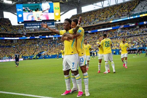 Vini Jr, jogador da Seleção Brasileira