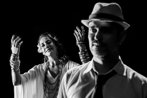 Peça sobre Vinícius de Moraes será encenada no Teatro Mapati