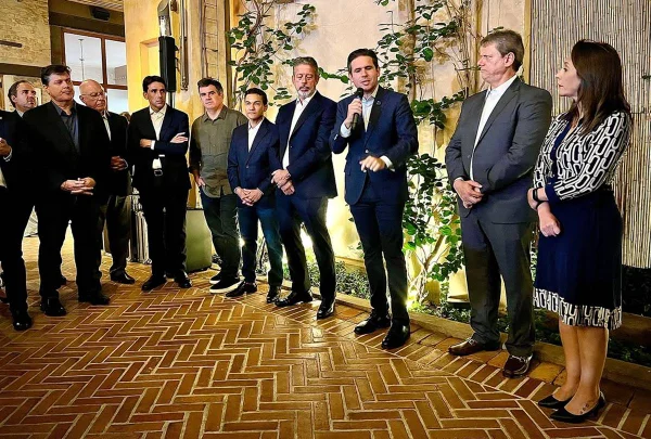 Jantar Hugo Motta em São Paulo
