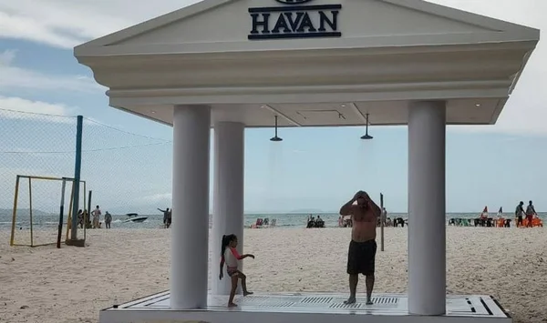 chuveiro gigante da havan