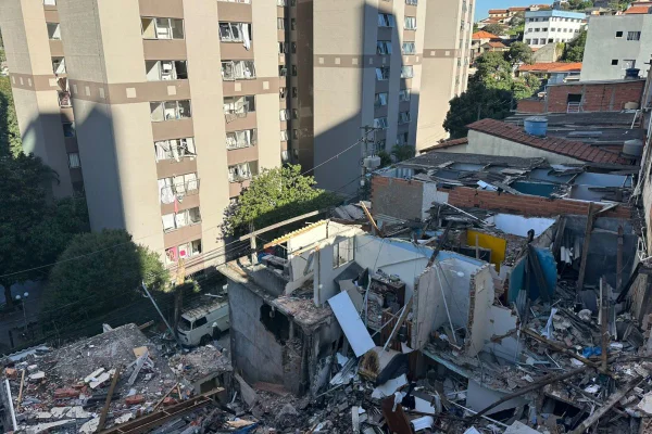 imagem colorida de efeitos da explosão no Jaguaré
