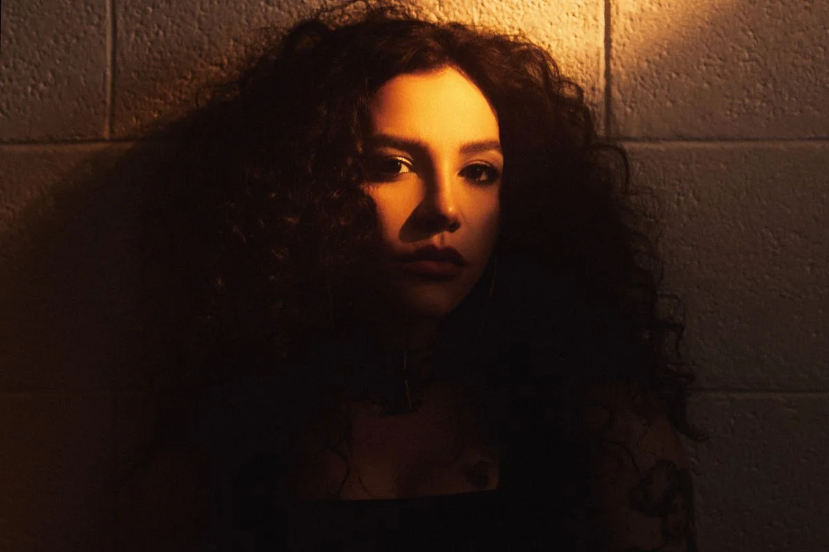 Priscilla aposta no R&B e revisita as próprias raízes no álbum ECO Priscilla aposta no R&B e revisita as próprias raízes no álbum ECO