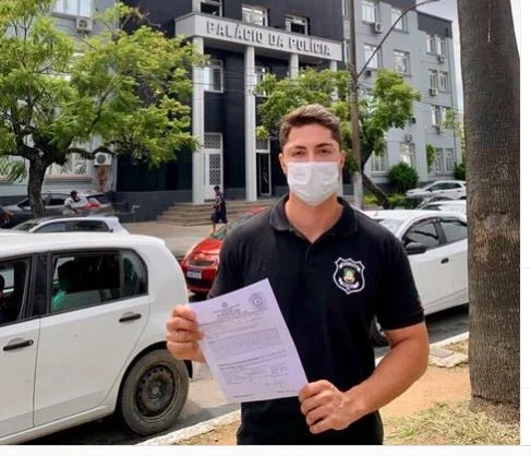 Servidor registra boletim de ocorrência por homofobia: “Não aceito”