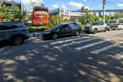 Terreno público funciona como estacionamento Terreno público funciona como estacionamento