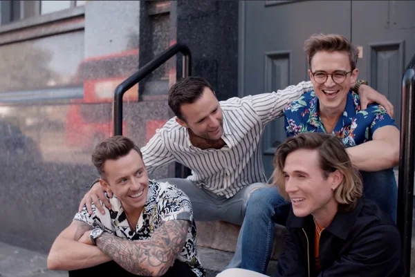 Músicos da banda britânica MCFly