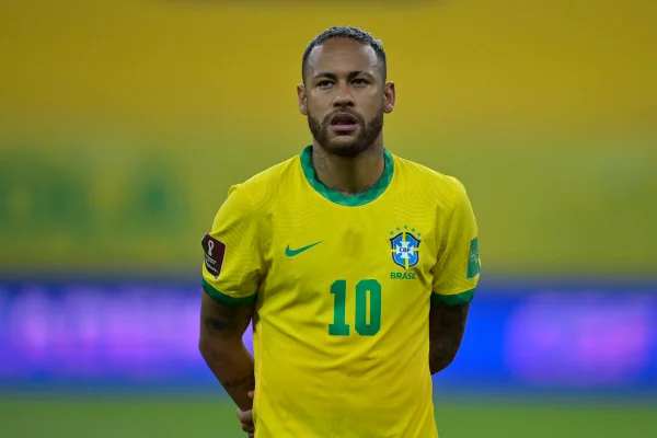 Neymar faz post irônico no “Dia do Gordo”: “Parabéns para nós”