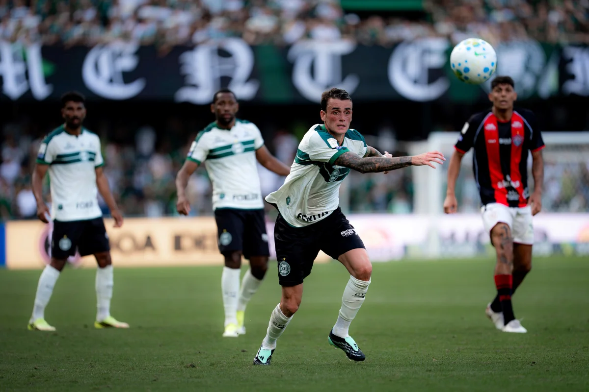 veja os melhores momentos de Coritiba x Vitória — Brasileirão