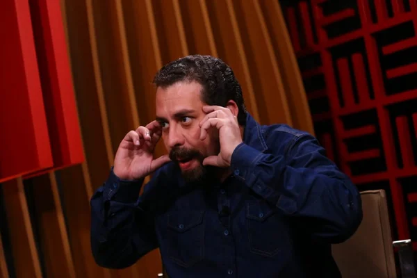 Vagabundo é juiz que tem auxílio-moradia com casa própria, diz Boulos