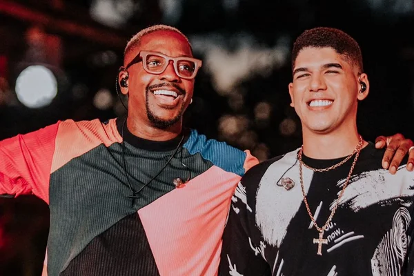 Zé Vaqueiro comemora feat no ritmo do pagode: “Sempre escutei”