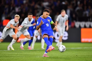 Mbappé fez o primeiro da virada da França Mbappé fez o primeiro da virada da França